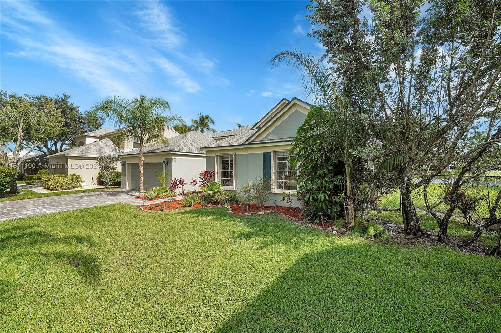 10396 Grove St, Cooper City, Florida image 4