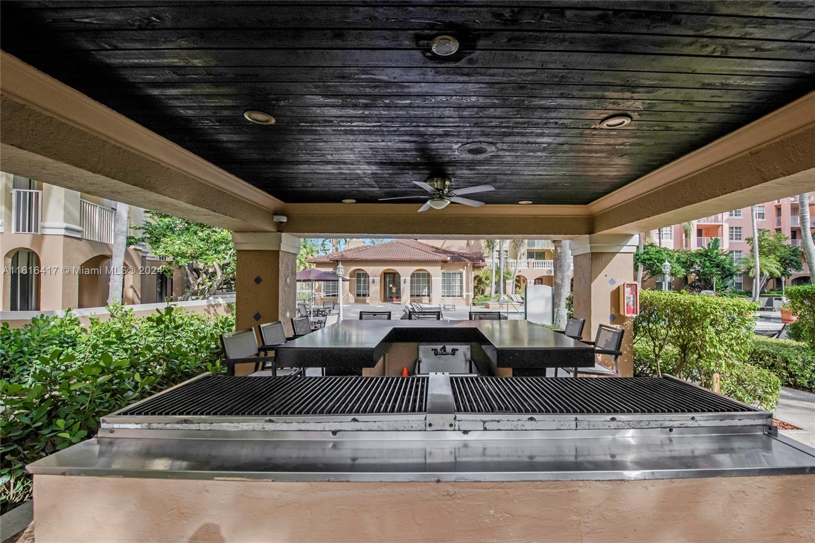 19501 E Country Club Dr #9503, Aventura FL 33180