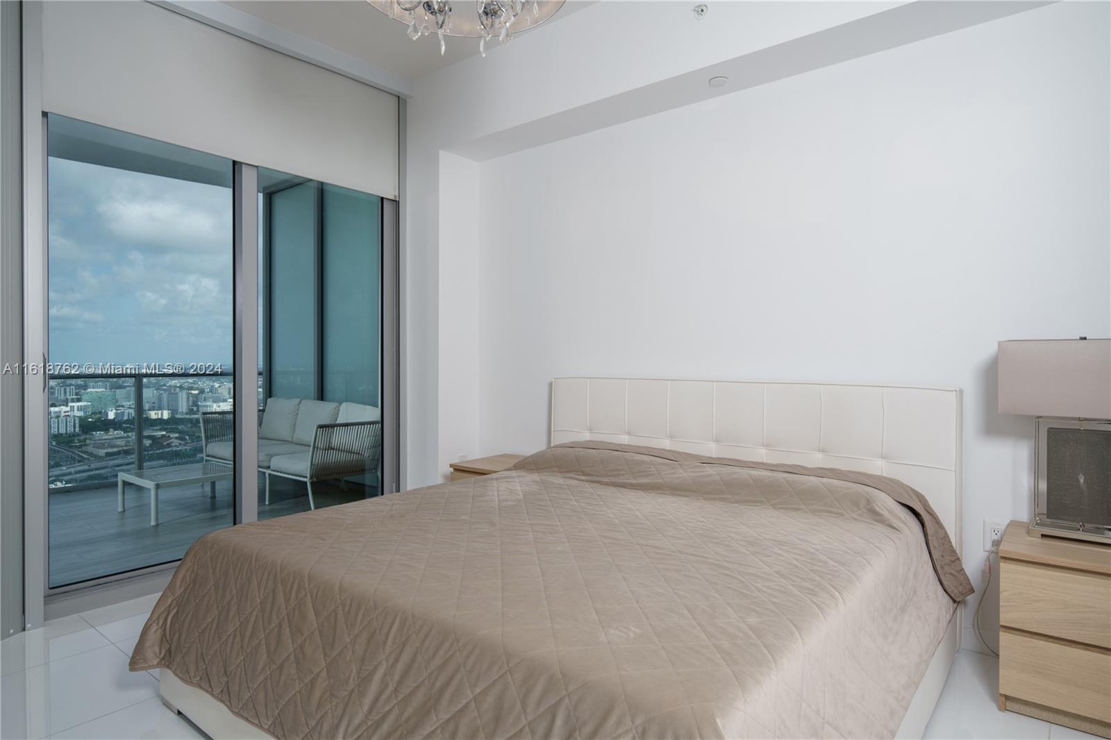 851 NE 1st Ave #4406, Miami, Florida image 12