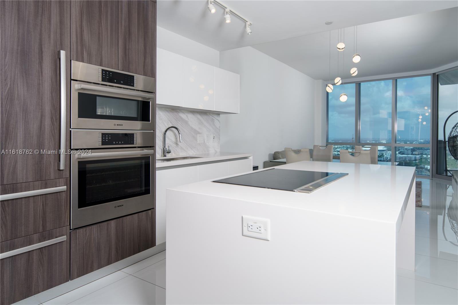 851 NE 1st Ave #4406, Miami, Florida image 30