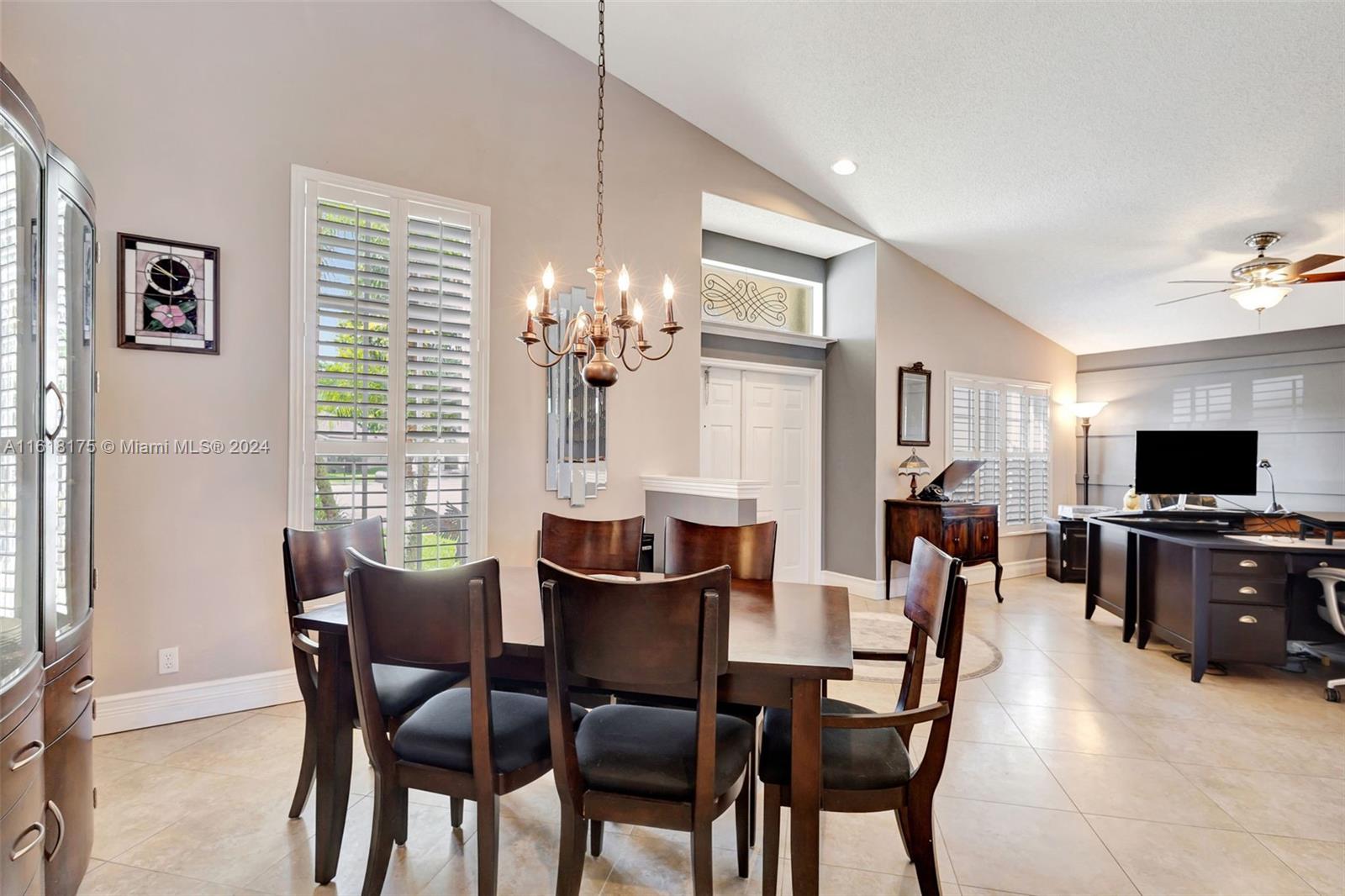 11092 Narragansett Bay Ct, Wellington, Florida image 11