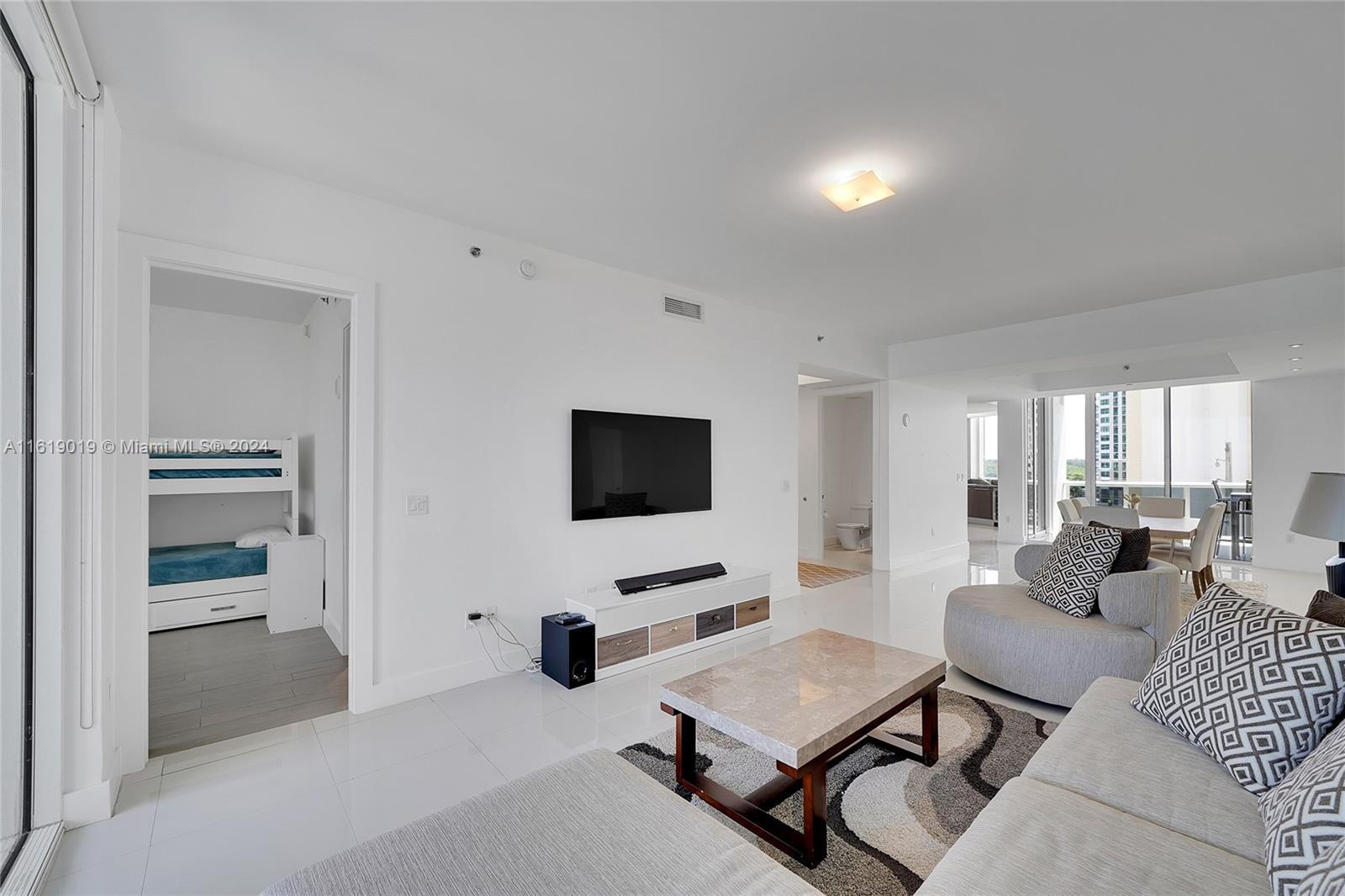 16001 Collins Ave #504, Sunny Isles Beach FL 33160