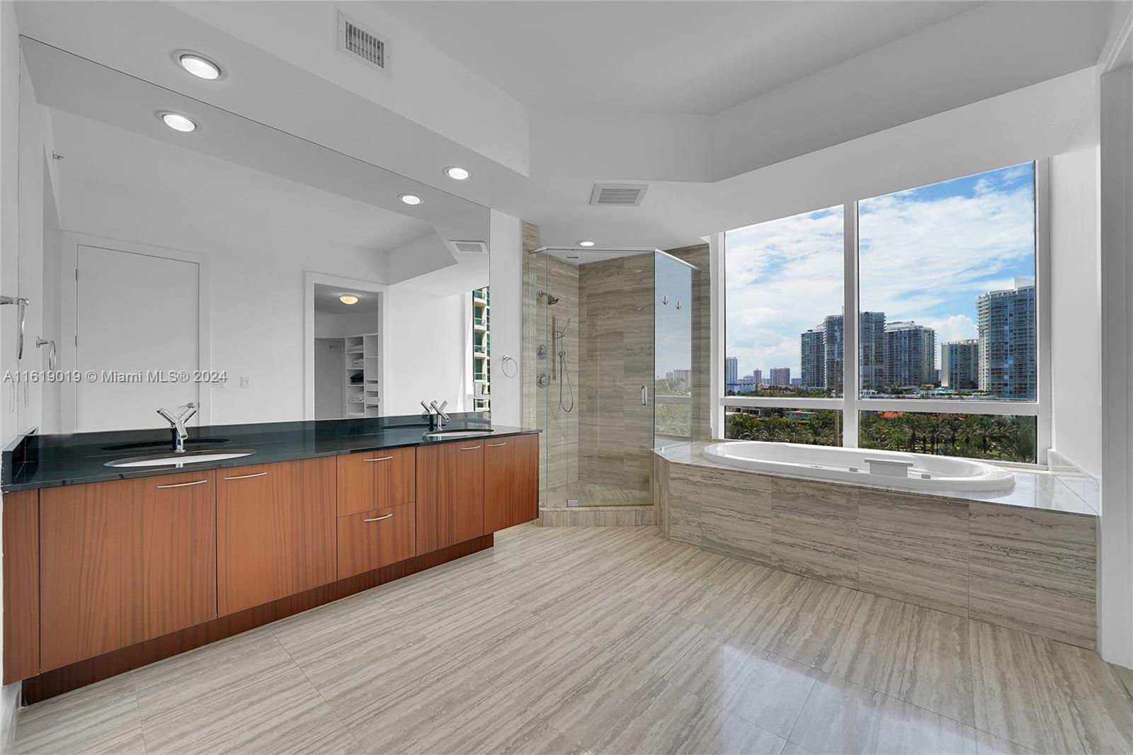 16001 Collins Ave #504, Sunny Isles Beach FL 33160