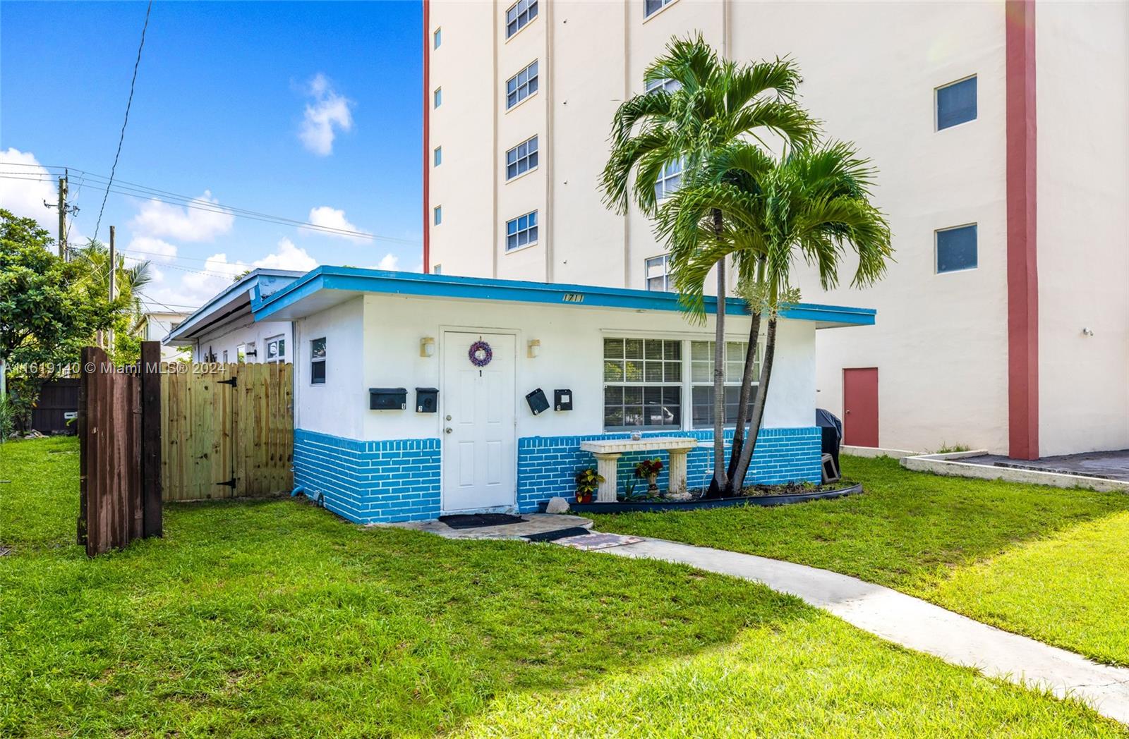 1711 Buchanan St, Hollywood, Florida image 1