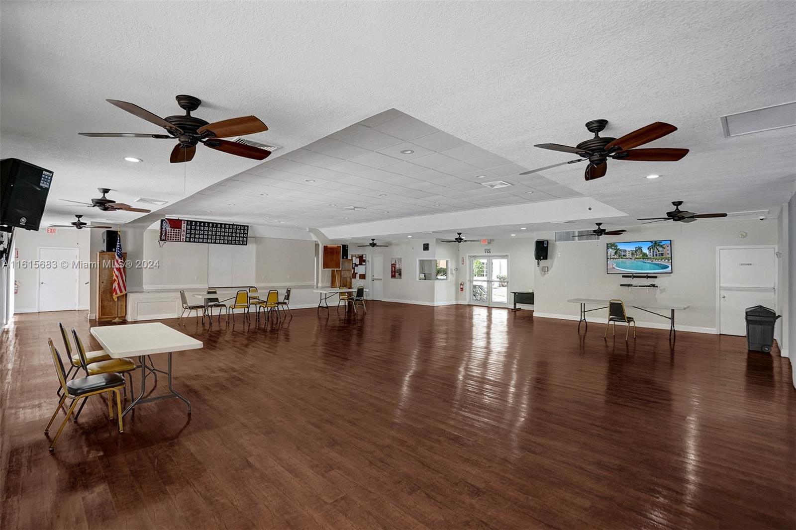 2871 Somerset Dr #209, Lauderdale Lakes, Florida image 34