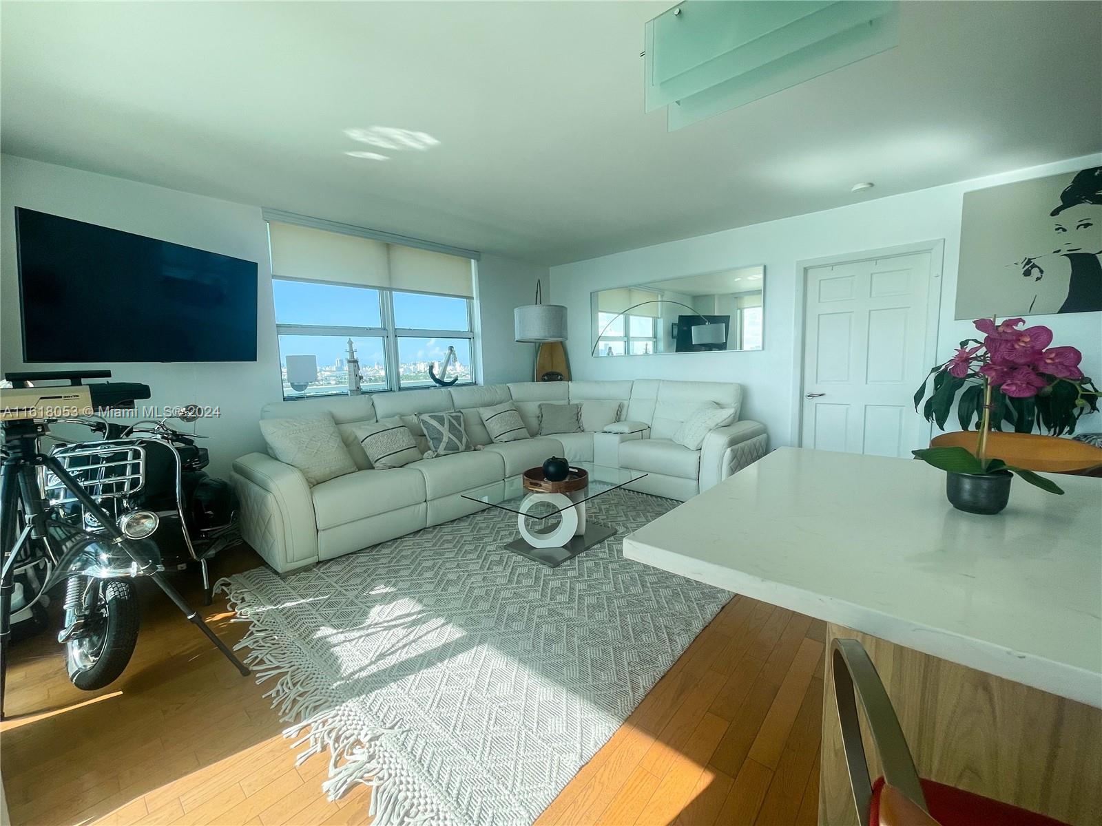 650 West Ave #1811, Miami Beach, Florida image 24