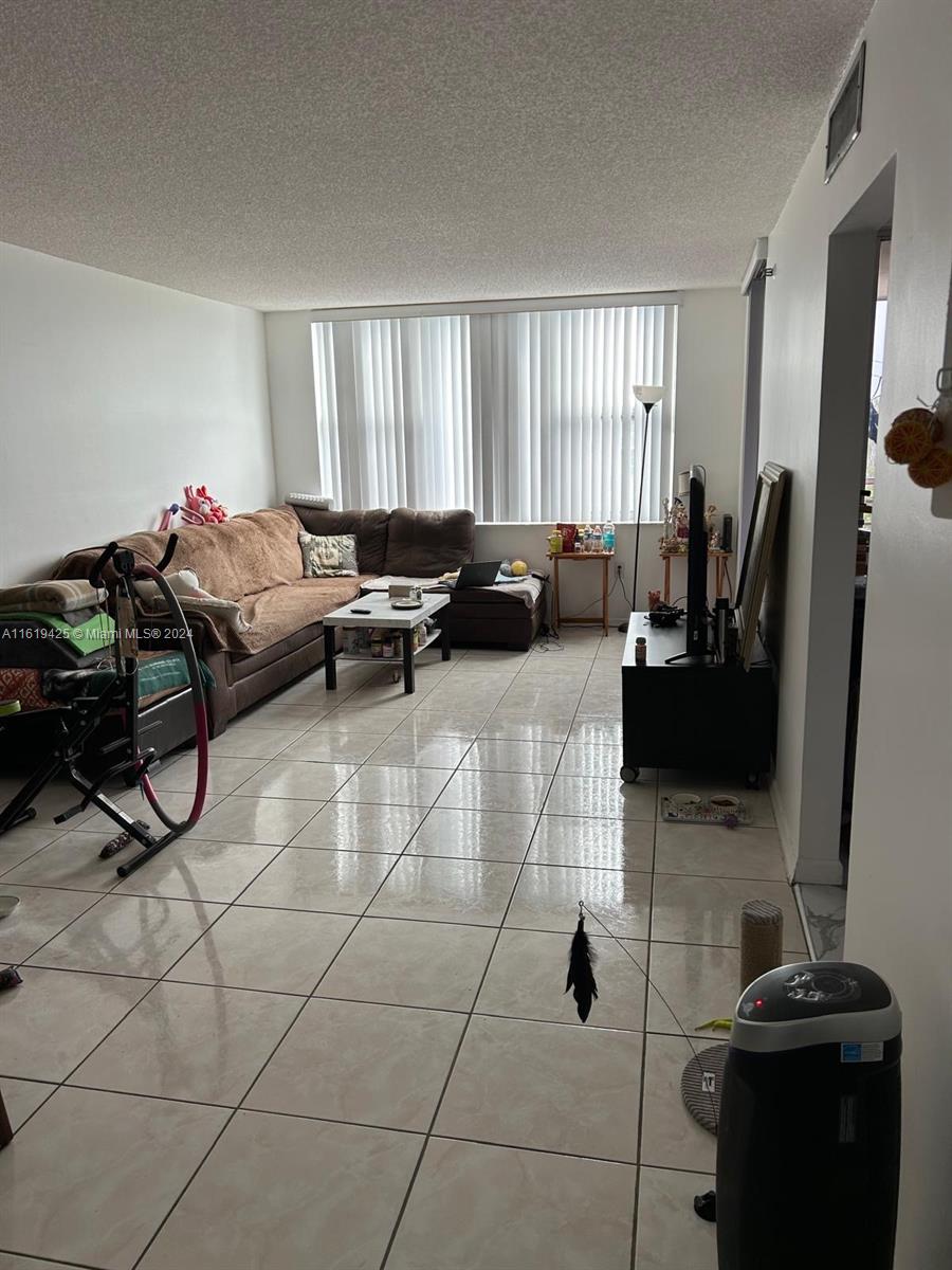 17890 W Dixie Highway #714, North Miami Beach, Florida image 6