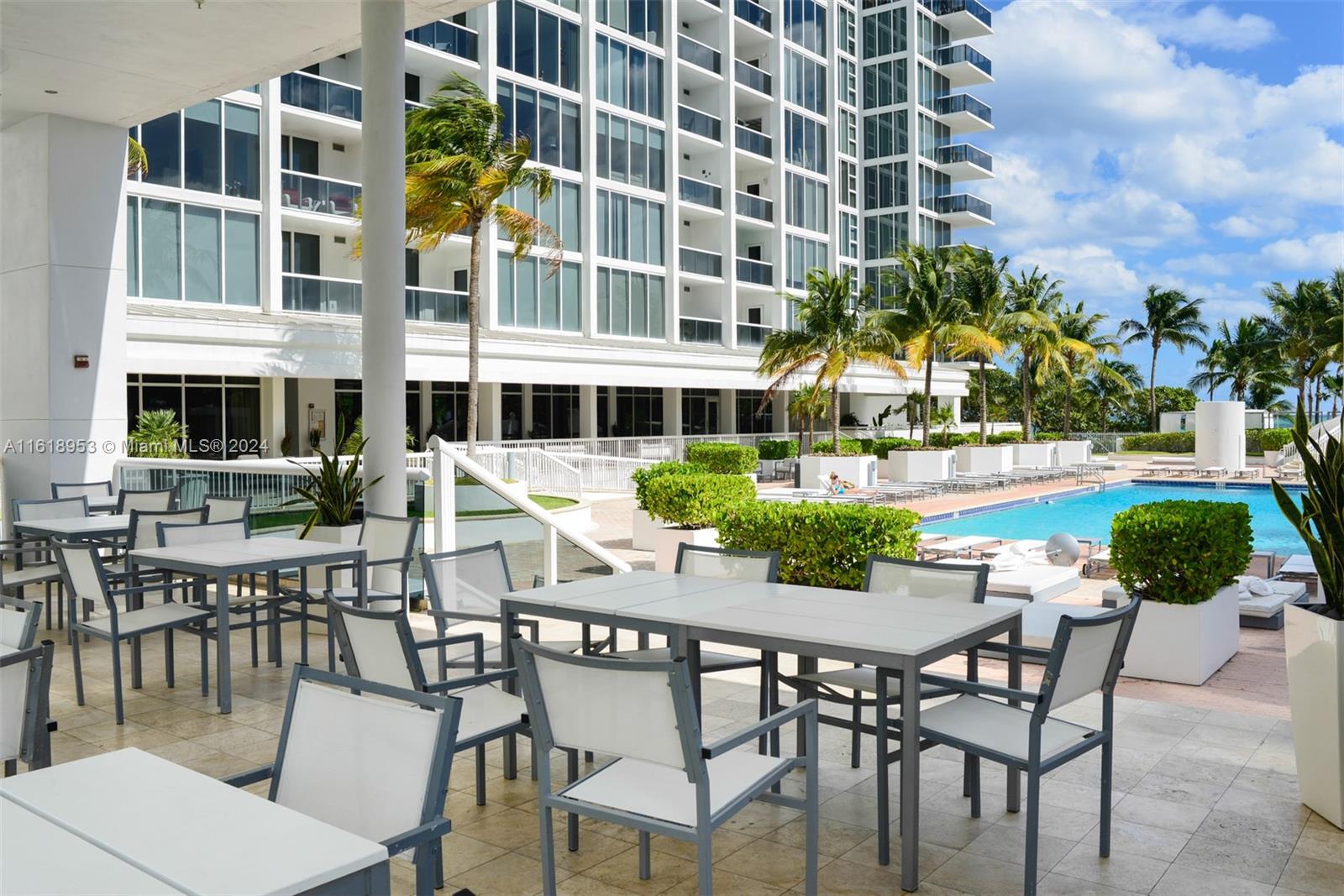 10275 Collins Ave #1117, Bal Harbour, Florida image 39