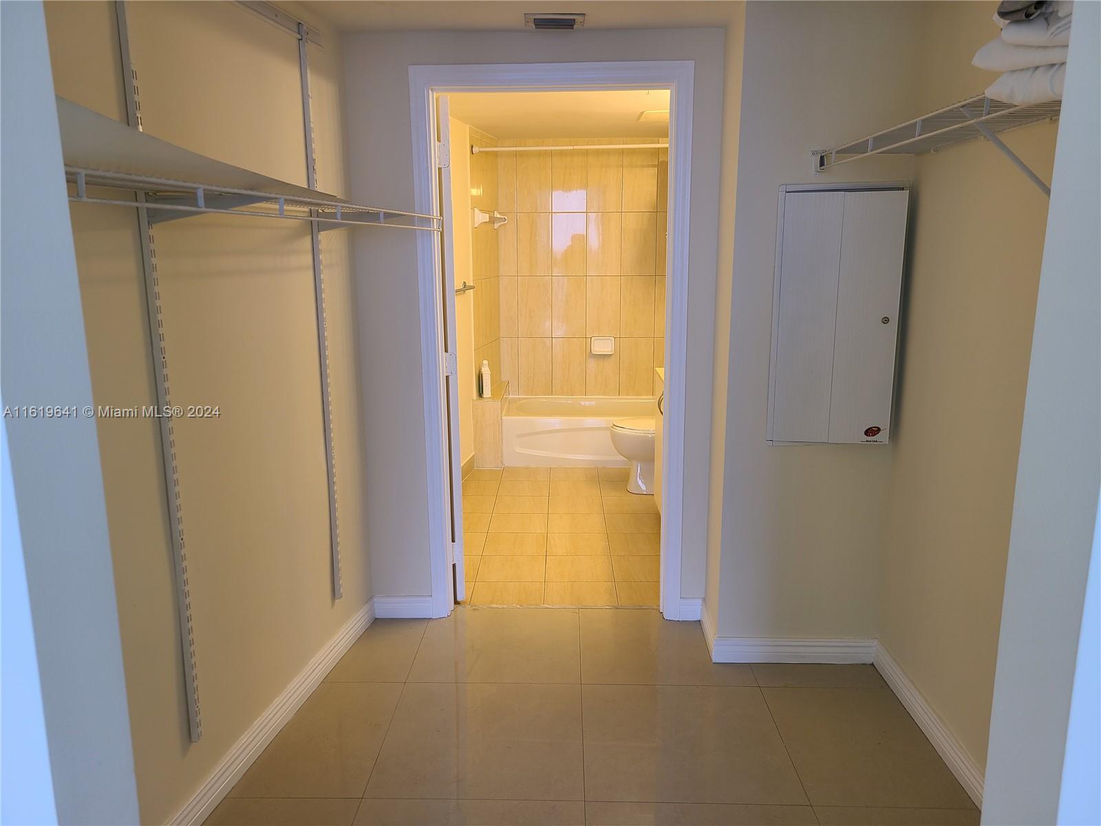 1750 N Bayshore Dr #3715, Miami, Florida image 12