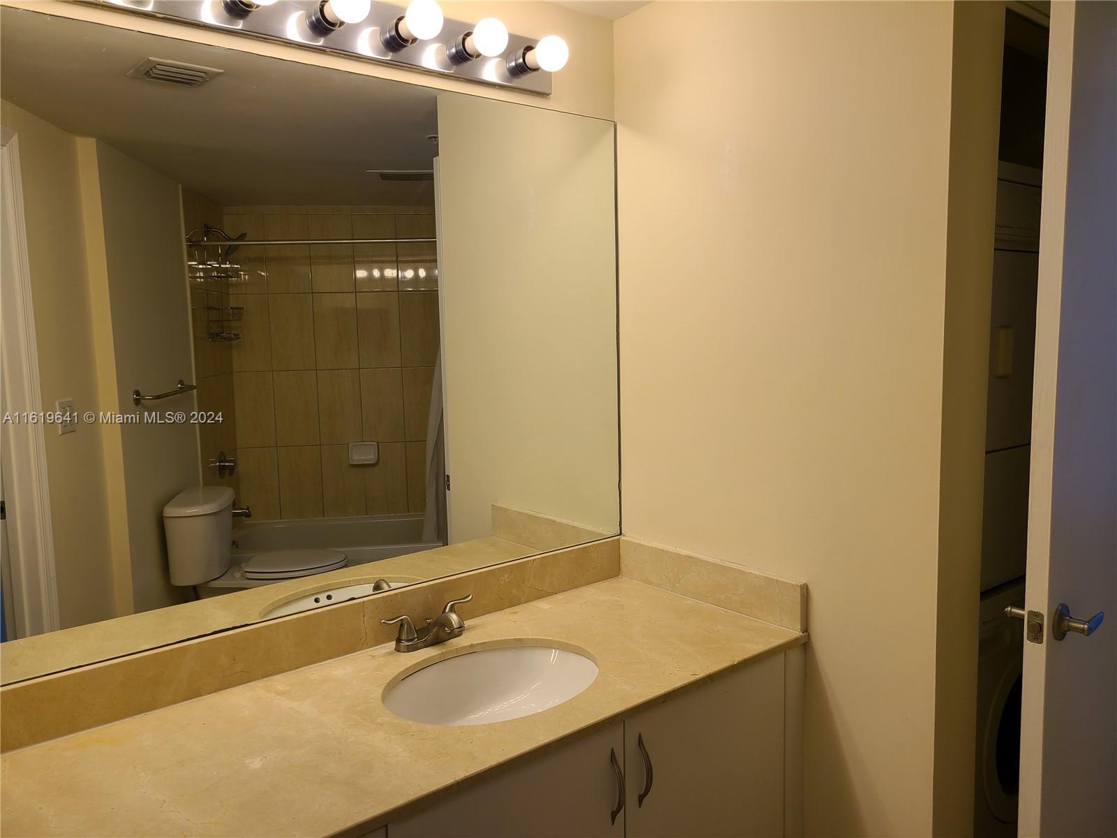 1750 N Bayshore Dr #3715, Miami, Florida image 16