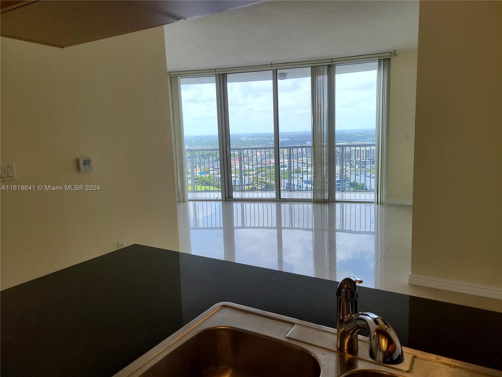 1750 N Bayshore Dr #3715, Miami, Florida image 8