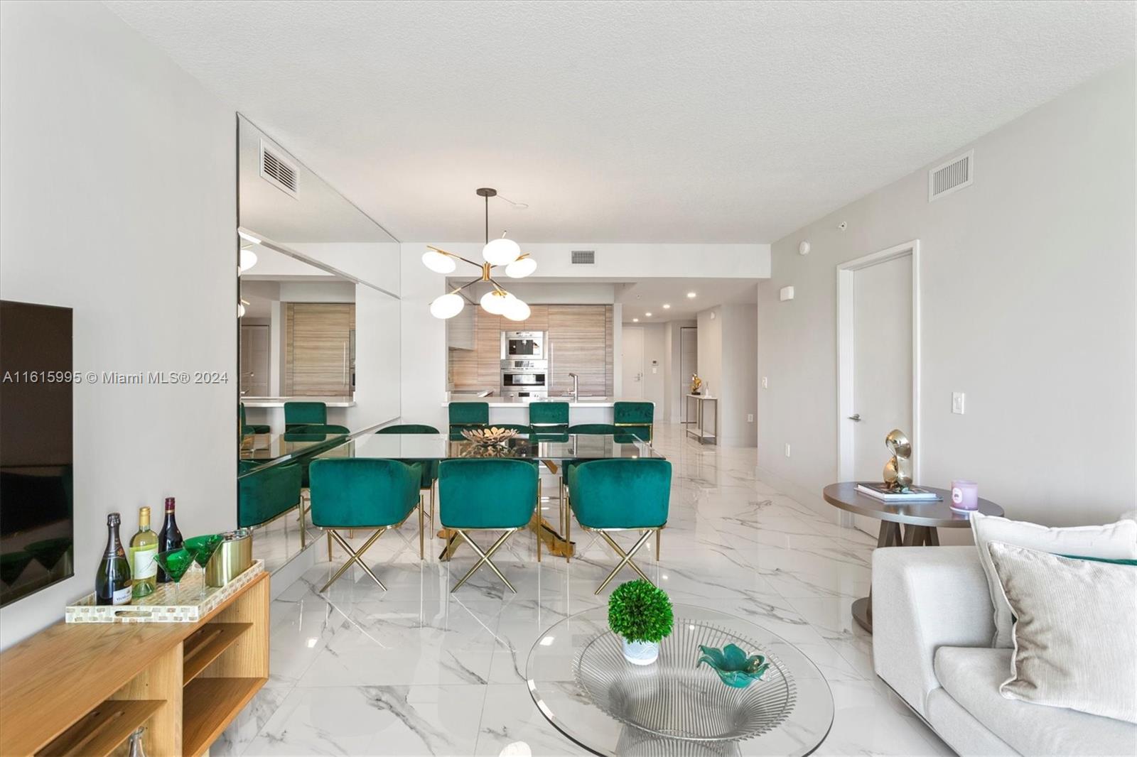Condo for Sale in Sunny Isles Beach, FL
