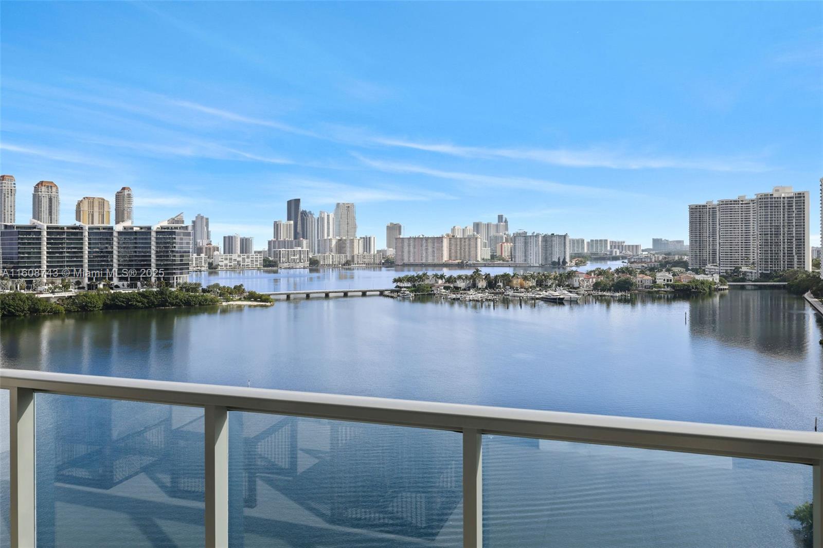 3300 NE 188th St #UPH12 + Rooftop, Aventura FL 33180