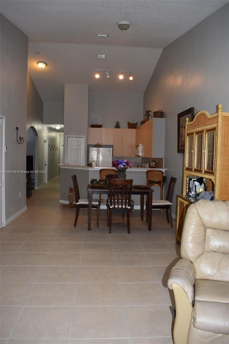 1239 NE 32nd Ter #1239, Homestead, Florida image 7