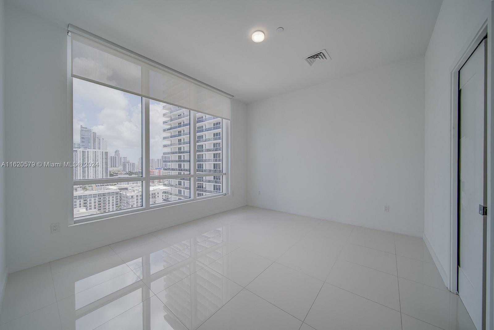 601 NE 27th St #1904, Miami FL 33137