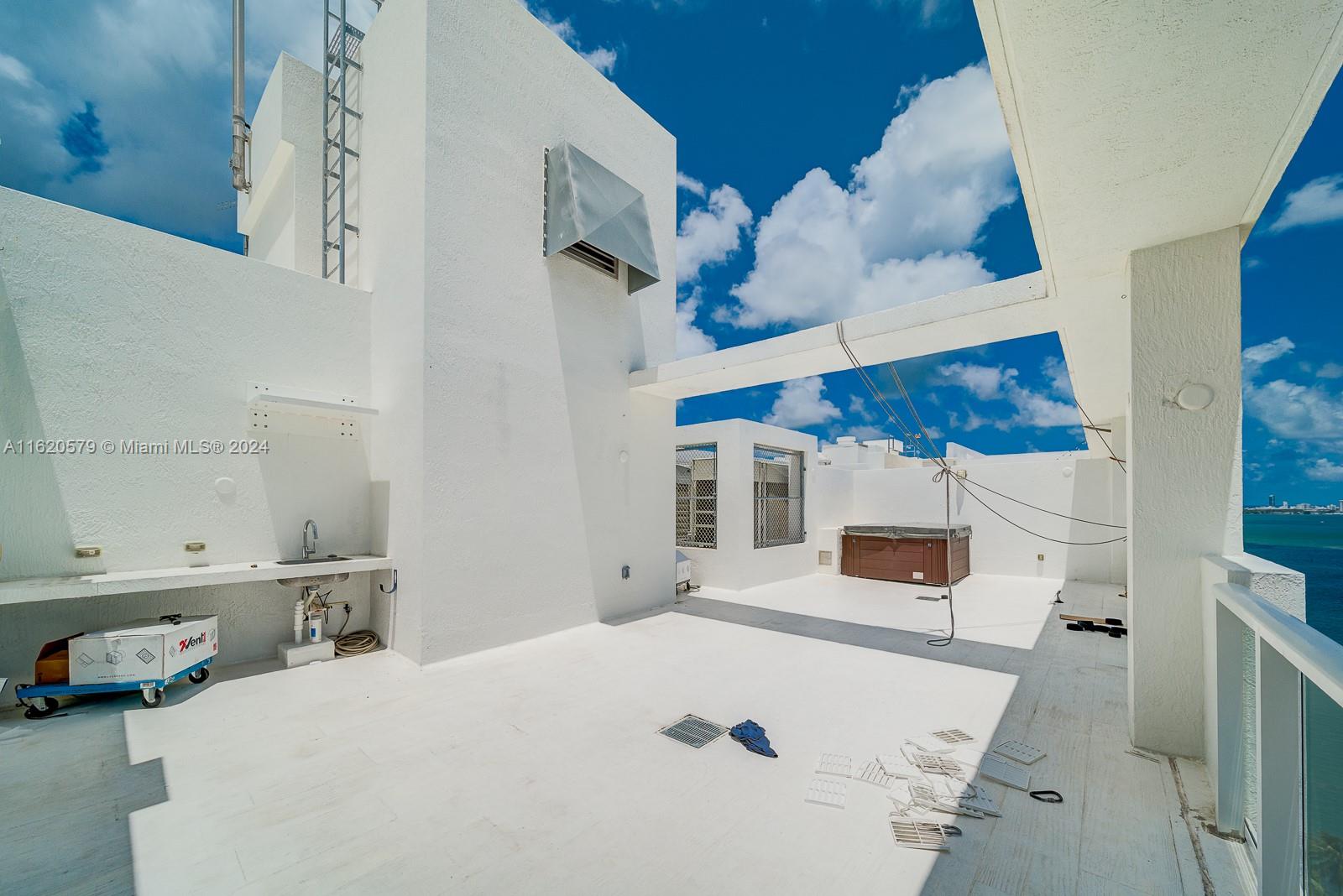 601 NE 27th St #1904, Miami FL 33137