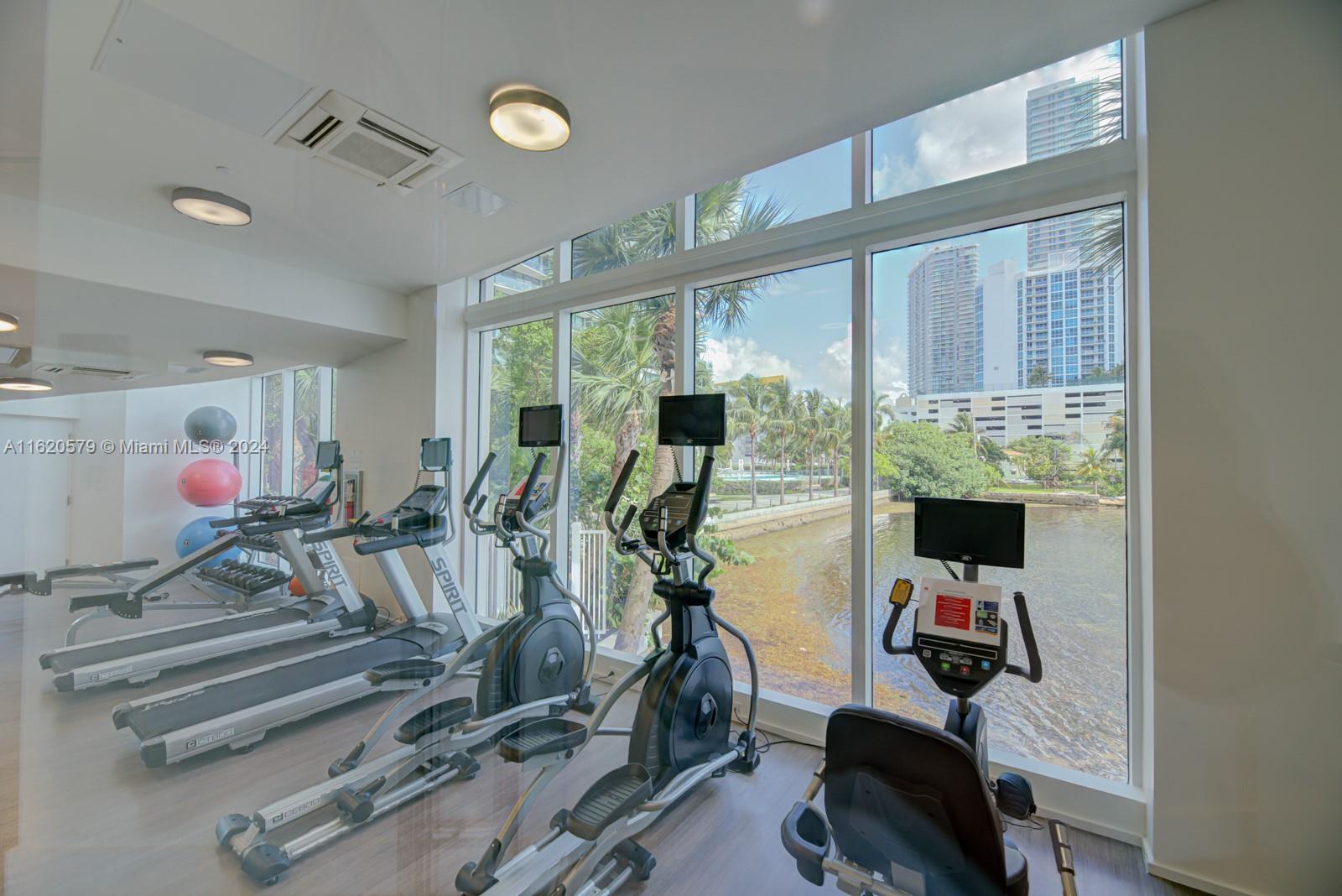 601 NE 27th St #1904, Miami FL 33137