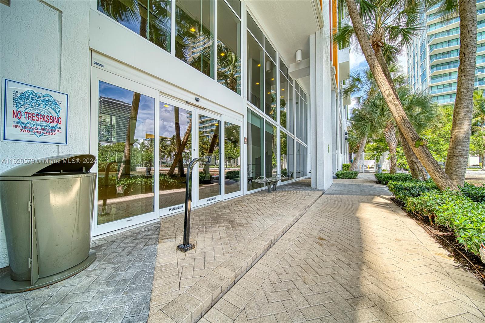 601 NE 27th St #1904, Miami FL 33137