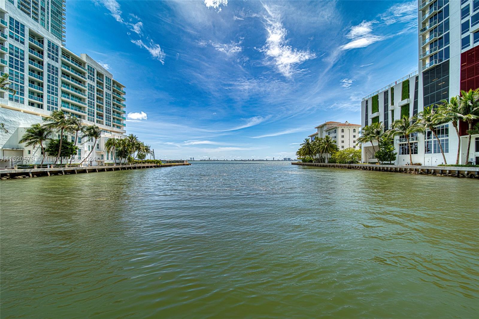 601 NE 27th St #1904, Miami FL 33137