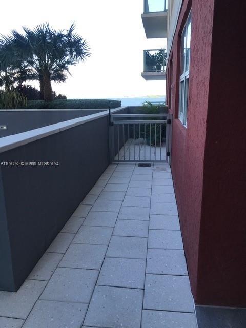 1155 Brickell Bay Dr #608, Miami FL 33131