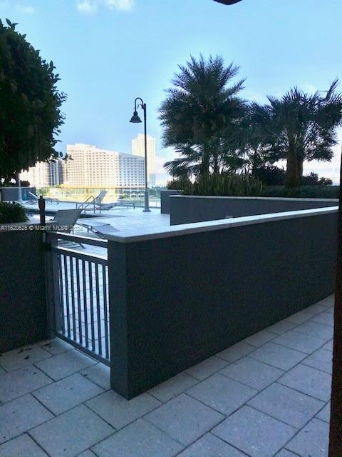 1155 Brickell Bay Dr #608, Miami FL 33131
