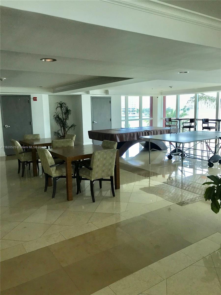 1155 Brickell Bay Dr #608, Miami FL 33131
