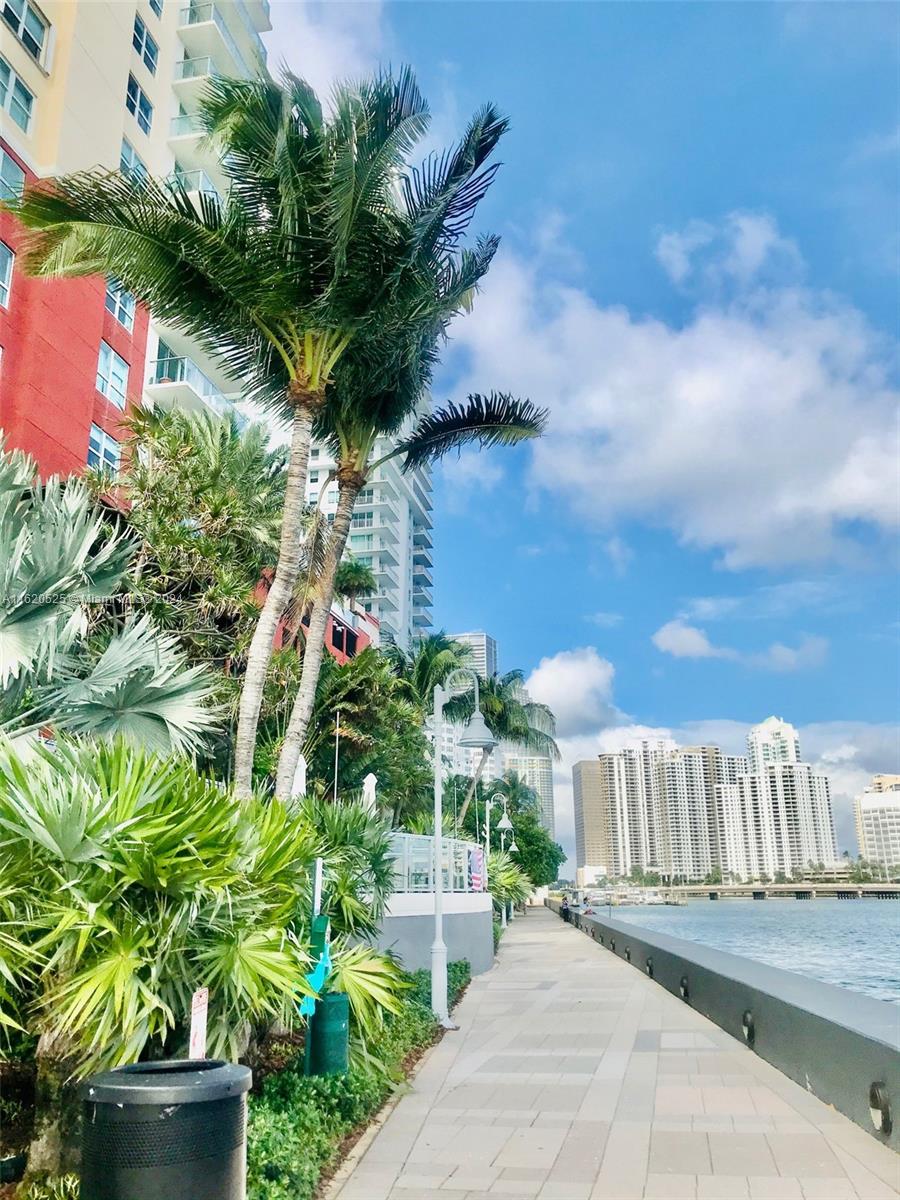 1155 Brickell Bay Dr #608, Miami FL 33131
