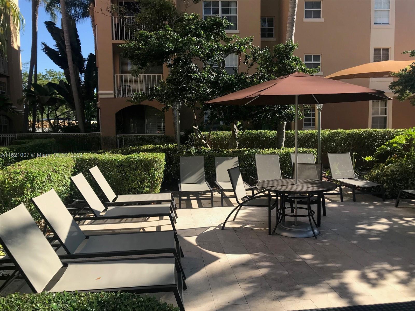 19801 E Country Club Dr #4-603, Aventura FL 33180