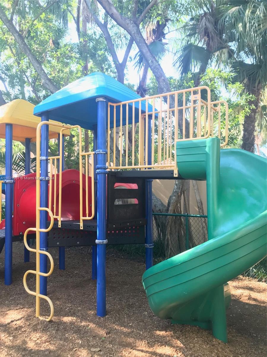 19801 E Country Club Dr #4-603, Aventura FL 33180