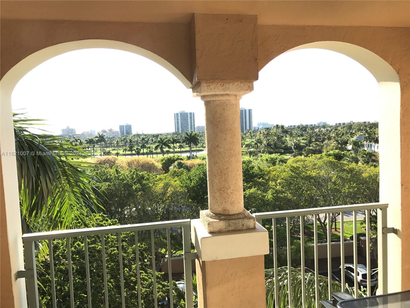 19801 E Country Club Dr #4-603, Aventura FL 33180