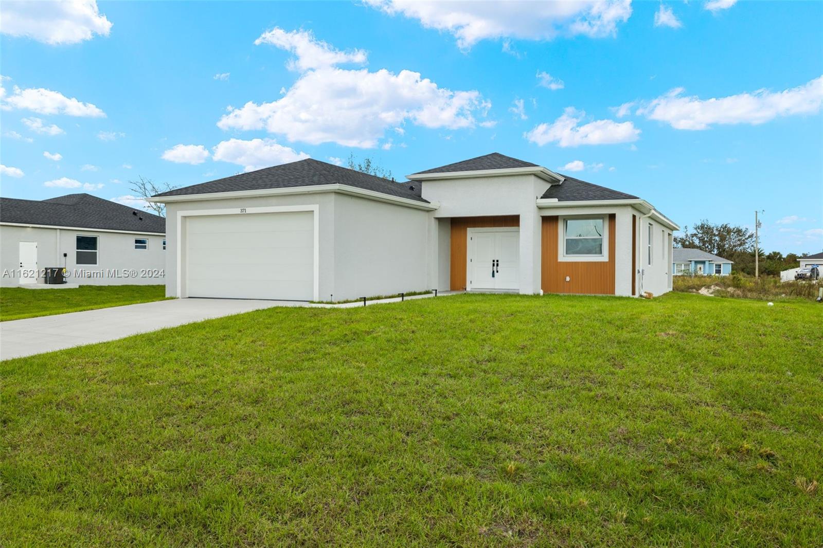 365 Pinehurst, Lehigh Acres, Florida image 1