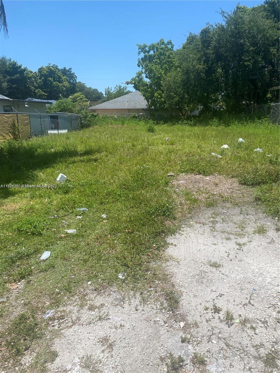 Listing Photo 9