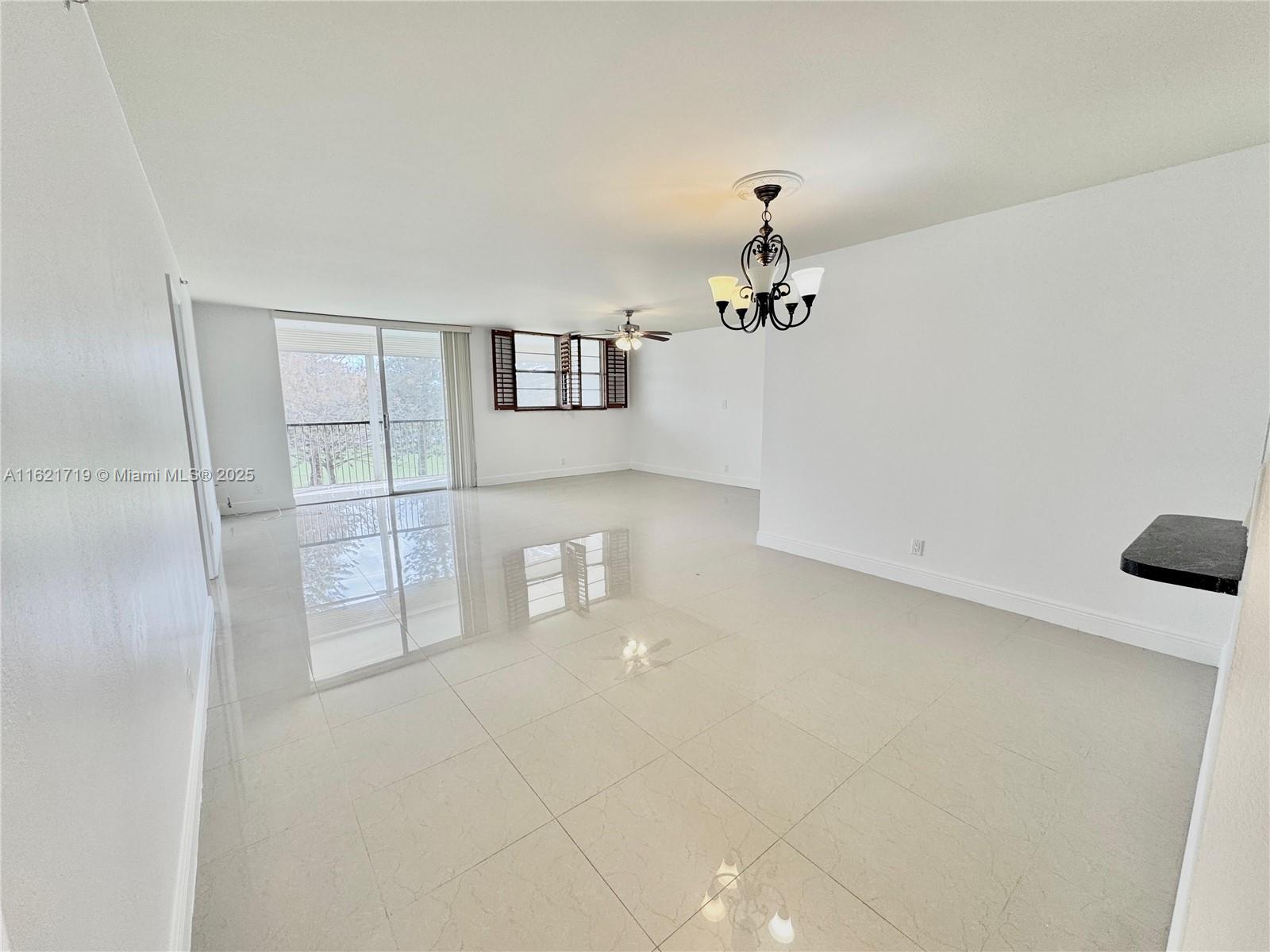 3150 W Rolling Hills Cir #307, Davie, Florida image 13