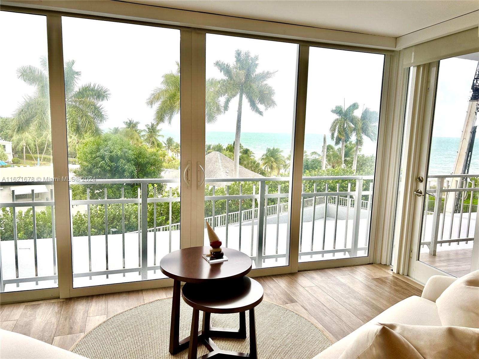 600 Grapetree Dr #4DN, Key Biscayne FL 33149
