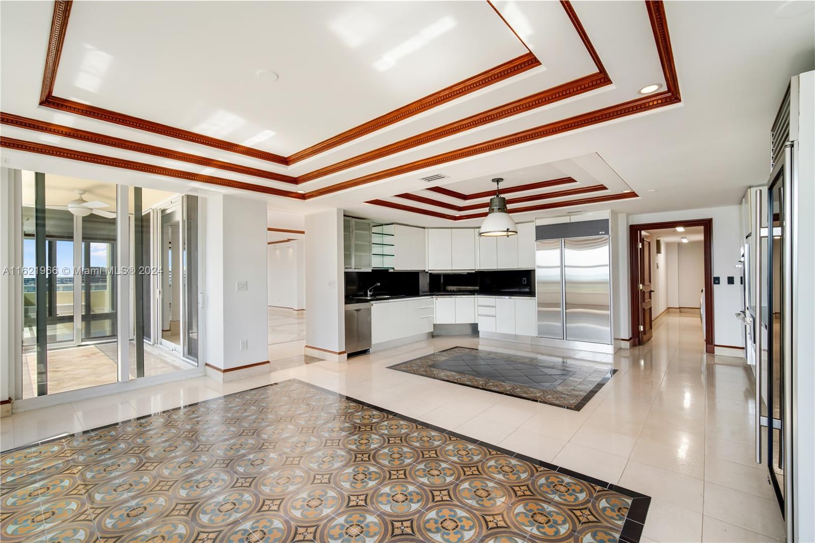 445 Grand Bay Dr #1102, Key Biscayne FL 33149
