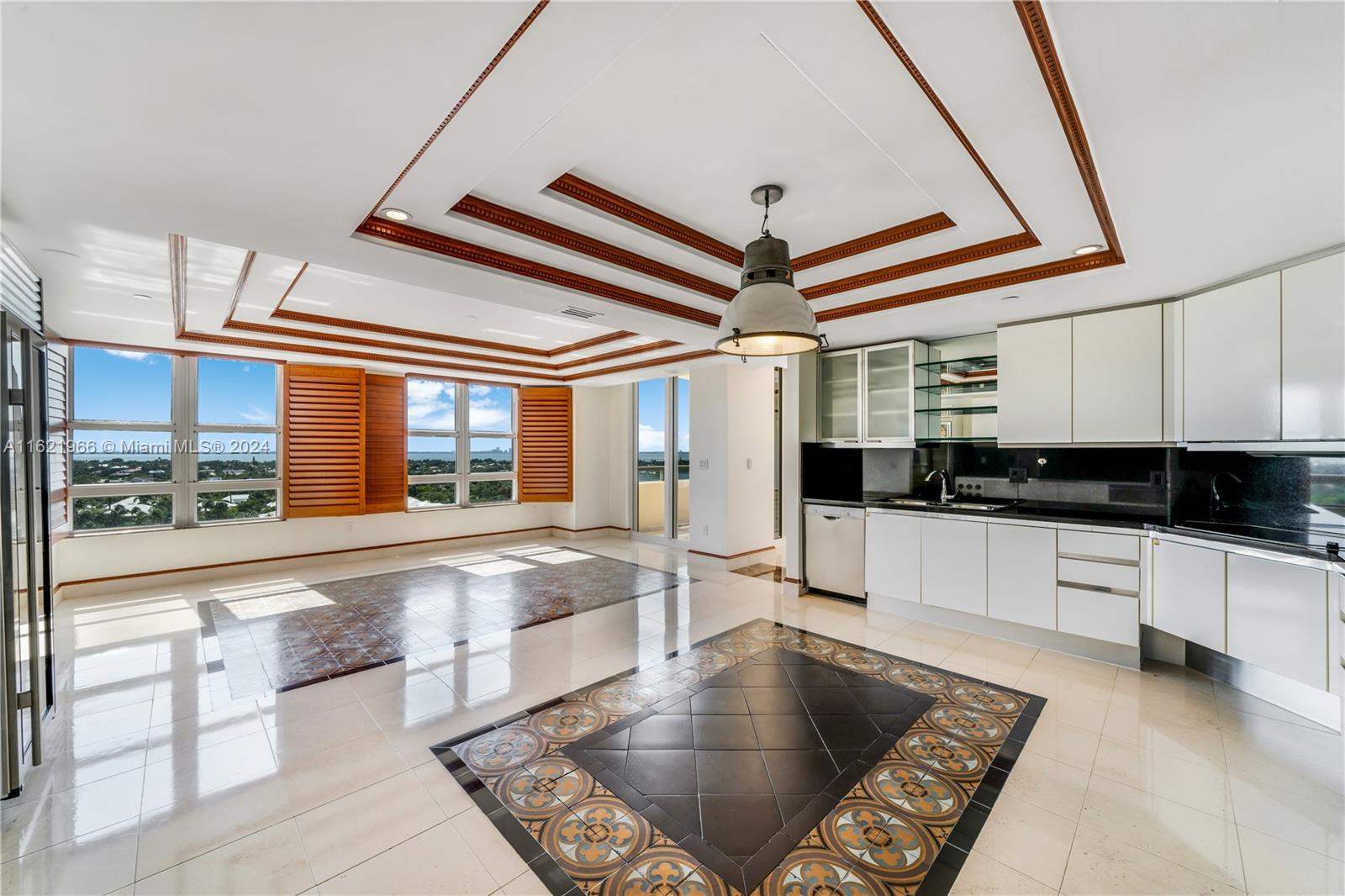 445 Grand Bay Dr #1102, Key Biscayne FL 33149