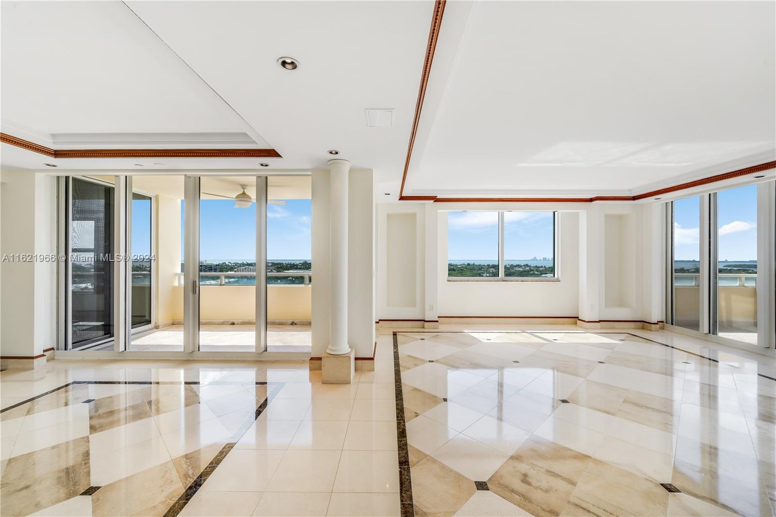 445 Grand Bay Dr #1102, Key Biscayne FL 33149