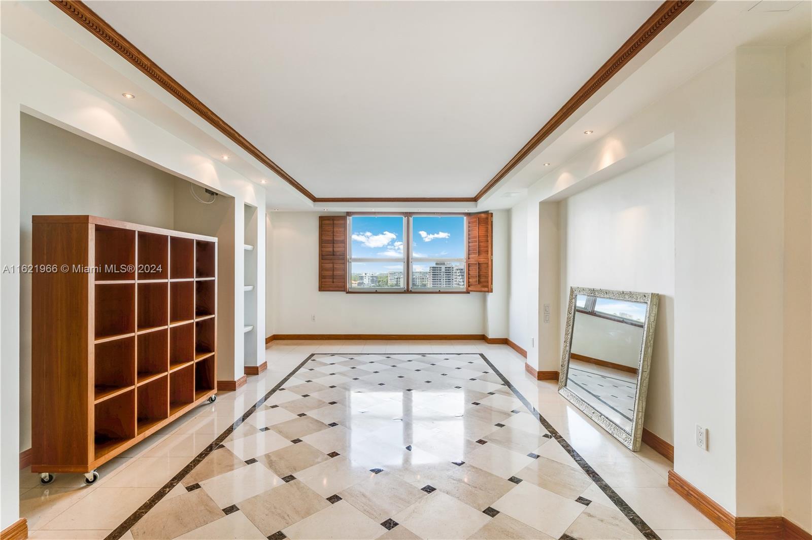 445 Grand Bay Dr #1102, Key Biscayne FL 33149