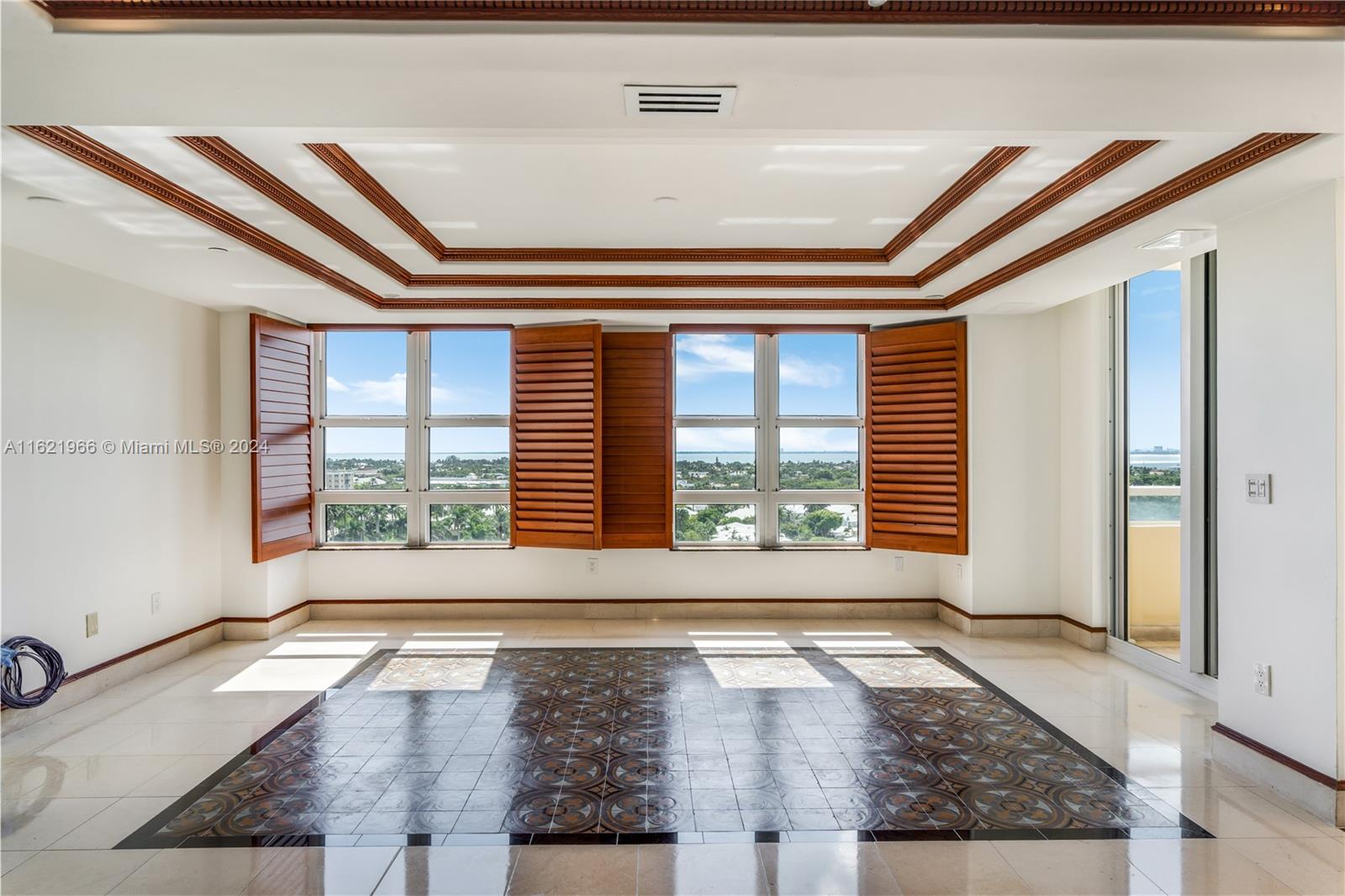 445 Grand Bay Dr #1102, Key Biscayne FL 33149