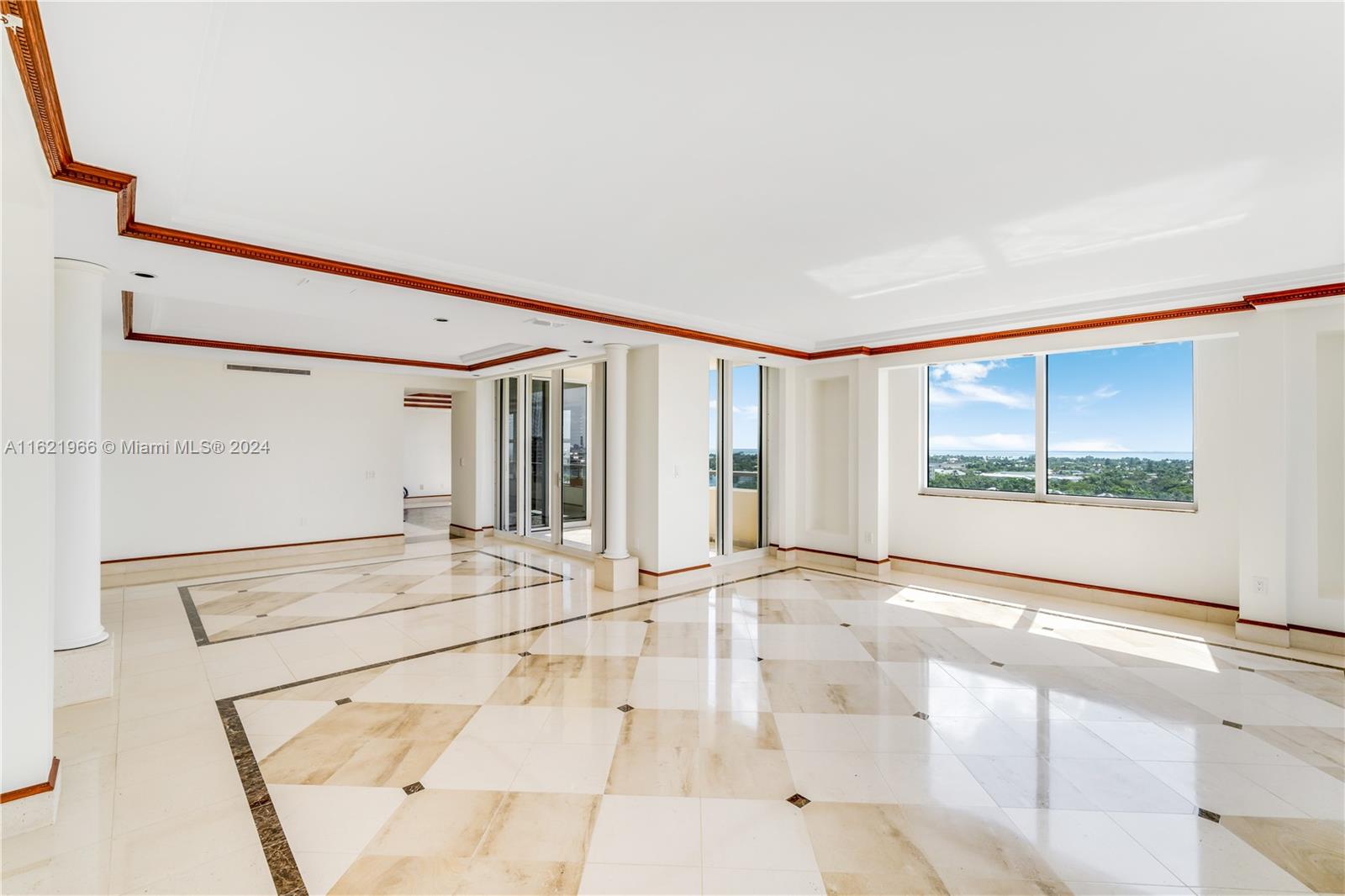 445 Grand Bay Dr #1102, Key Biscayne FL 33149