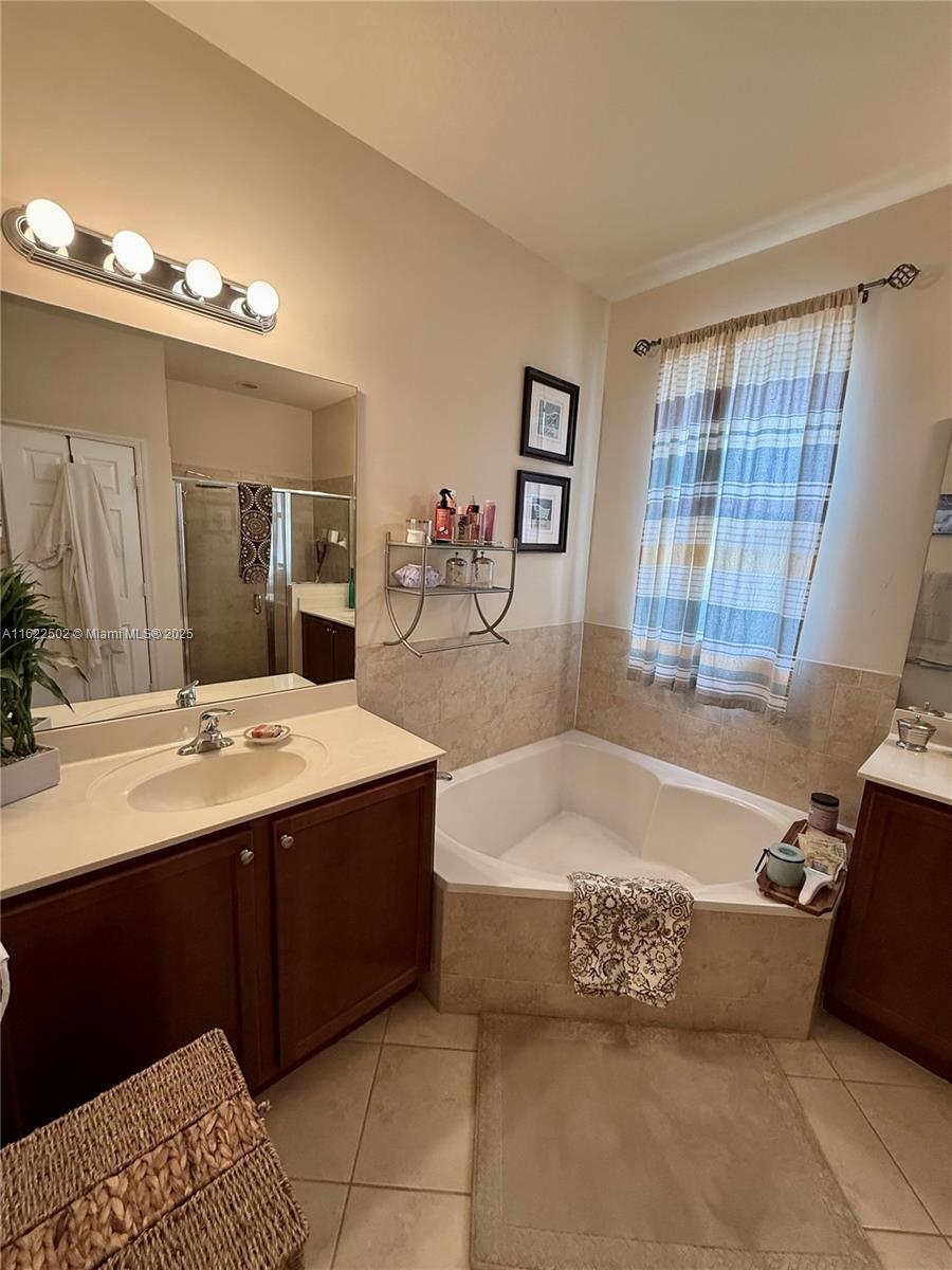 11922 SW 154th Path, Miami, Florida image 22