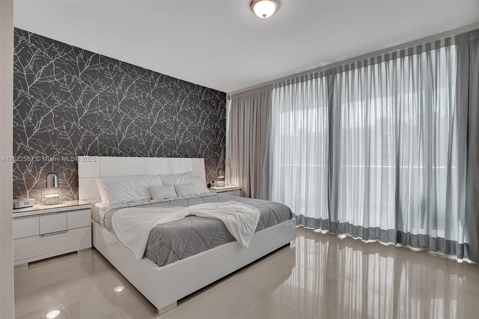 2950 NE 188th St #325, Aventura, Florida image 42