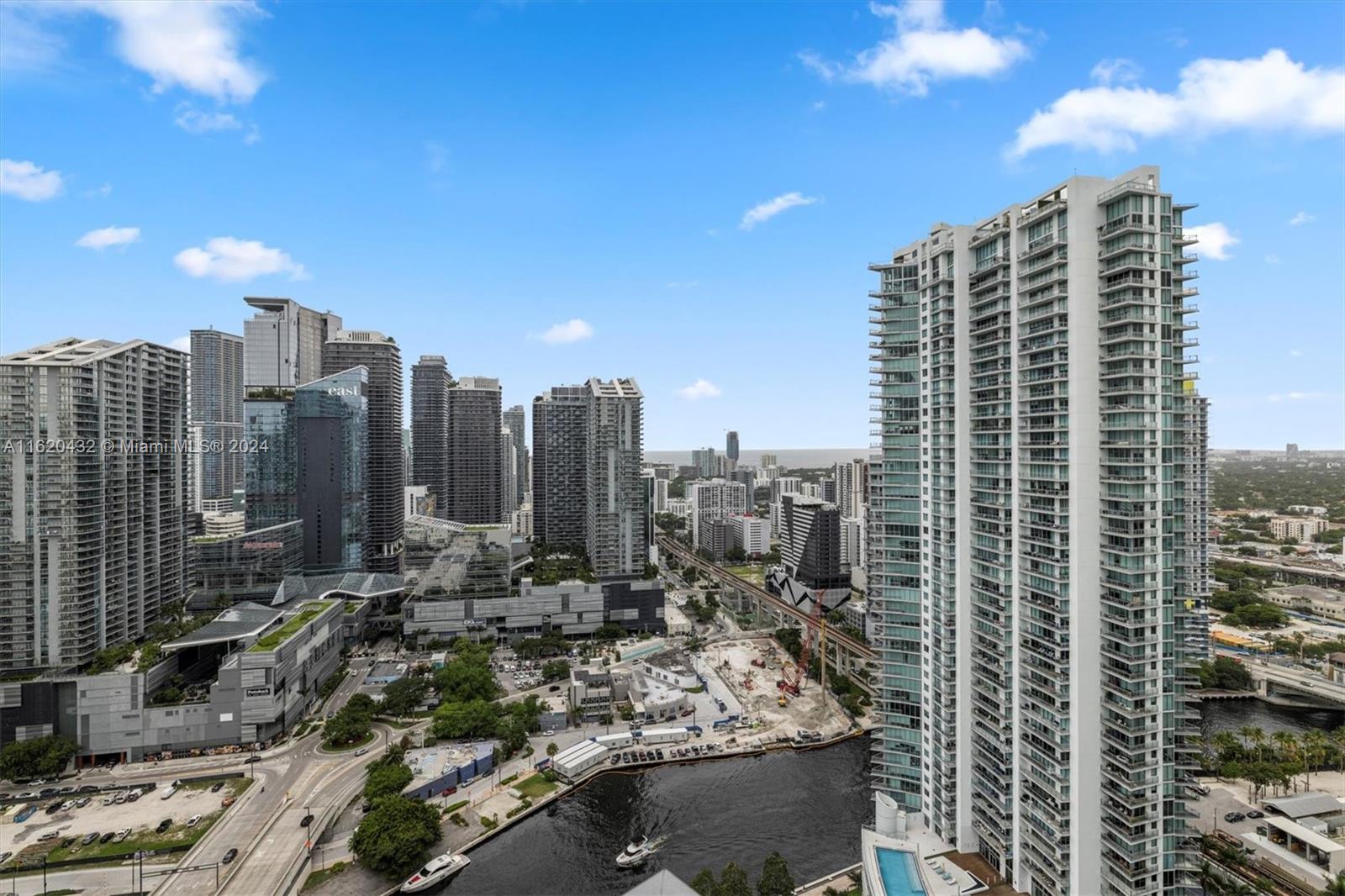 350 S Miami Ave #3910, Miami FL 33130