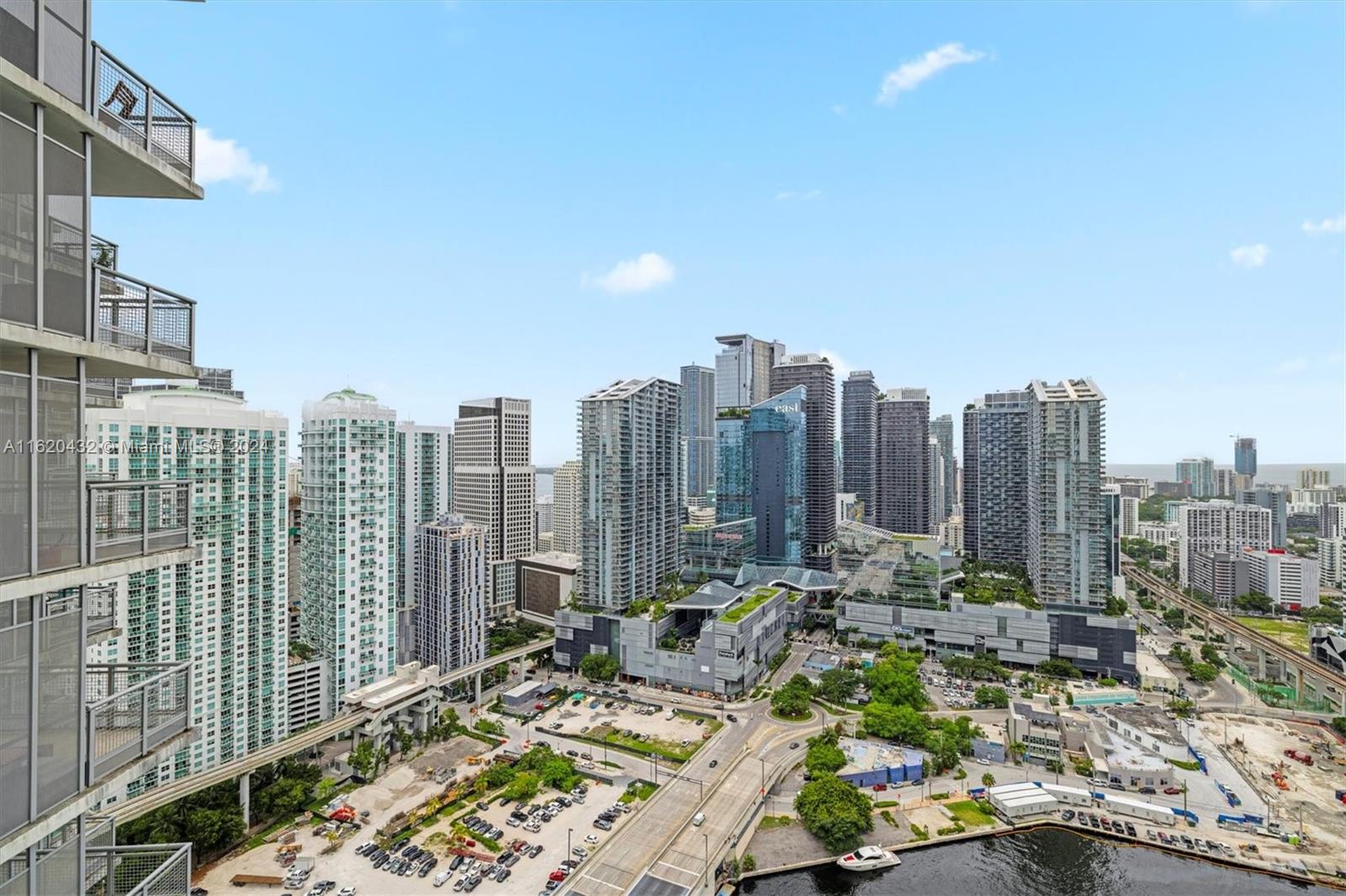 350 S Miami Ave #3910, Miami FL 33130