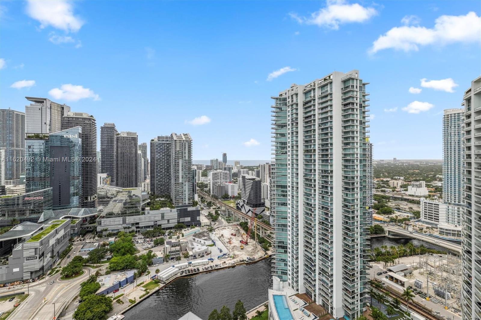 350 S Miami Ave #3910, Miami FL 33130