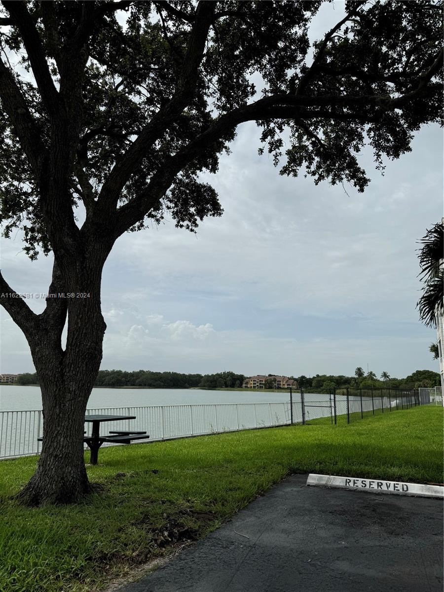 2831 N Oakland Forest Dr #201, Oakland Park, Florida image 7