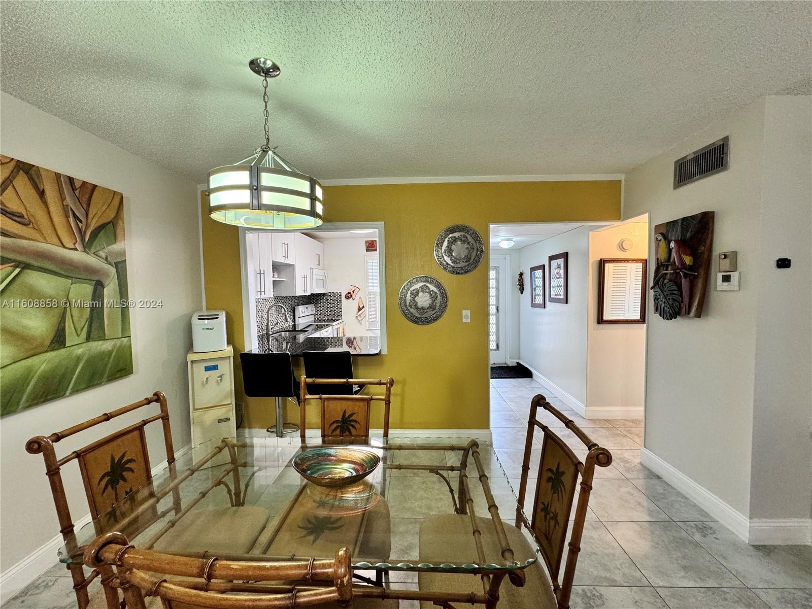 7857 Golf Cir Dr #112C, Margate, Florida image 2