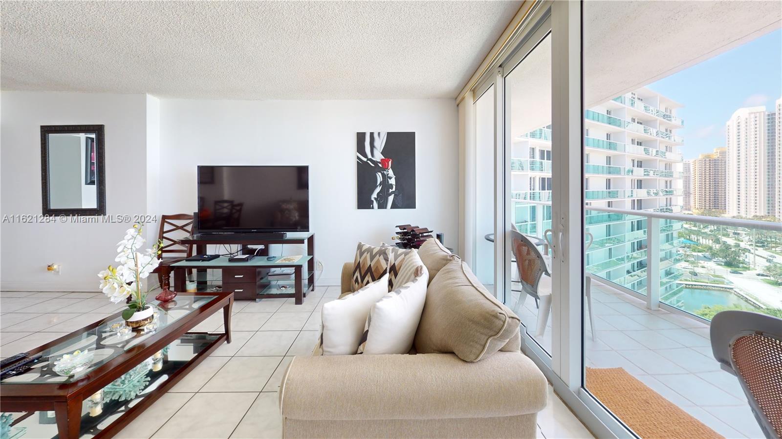 100 Bayview Dr #1812, Sunny Isles Beach, Florida image 5