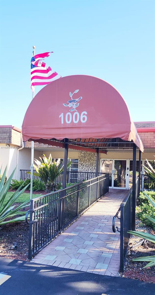 1015 Country Club Dr #207, Margate, Florida image 24