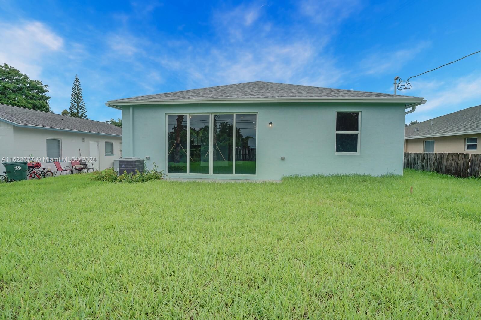 344 Fleming Ave, Green Acres, Florida image 25